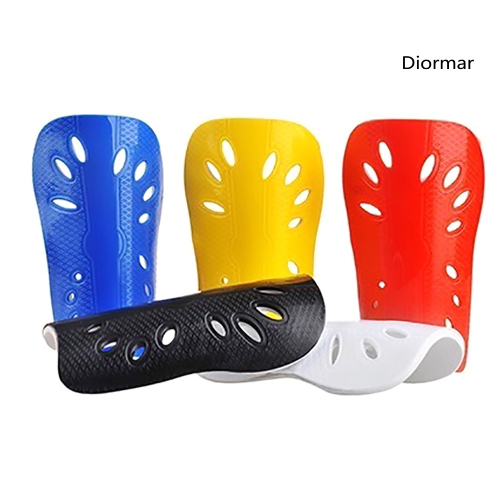 Set 2 miếng đệm bảo vệ chân dùng khi chơi thể thao ngoài trời cho người lớn