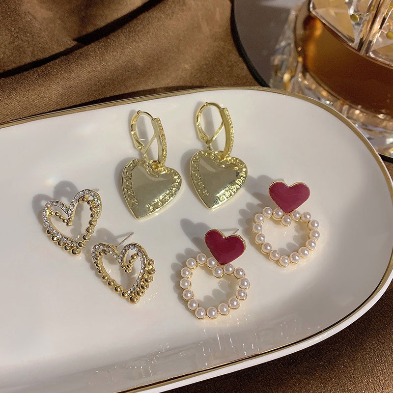 Khuyên Tai Nữ Hình Trái Tim Thời Trang Hàn Quốc Xinh Xắn