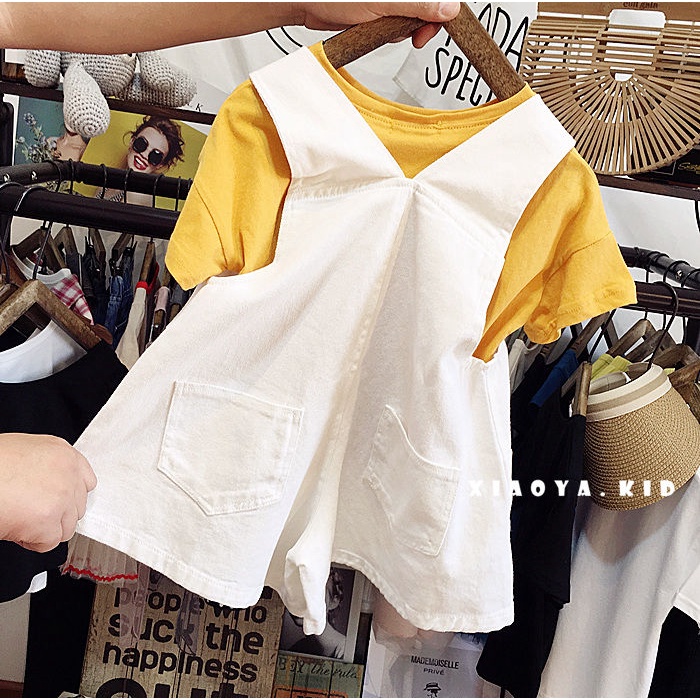 Quần yếm denim có túi lớn phong cách hè thời trang Hàn Quốc cho bé gái
