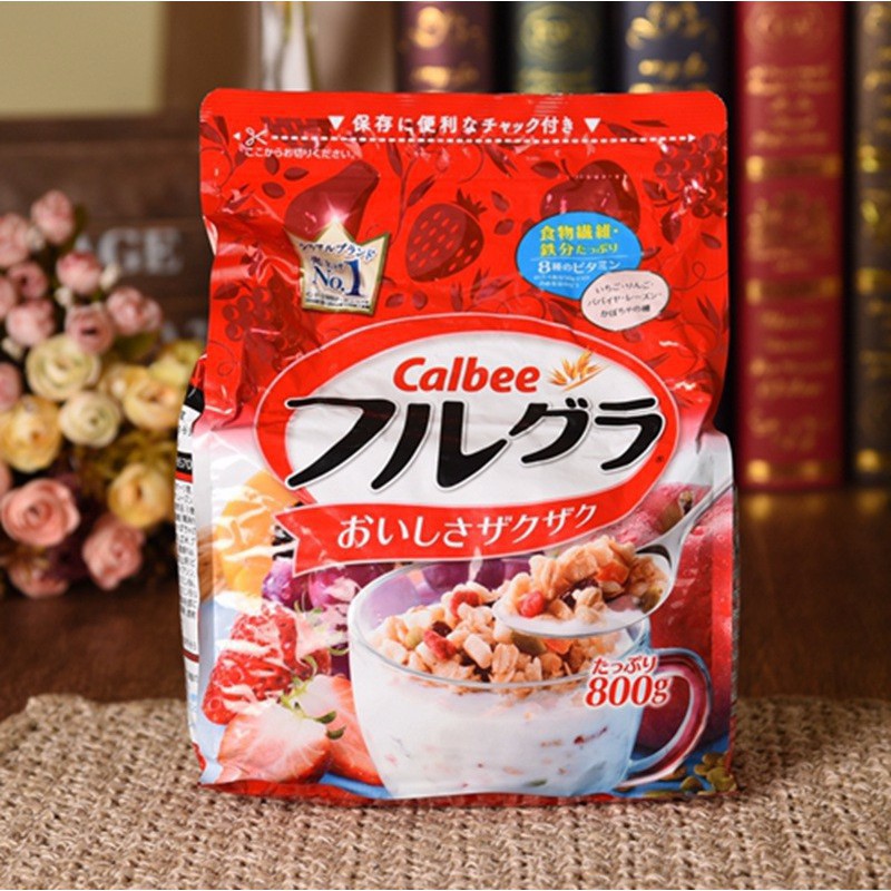 Ngũ Cốc Calbee Đỏ Nội Địa Nhật Bản Loại 750g