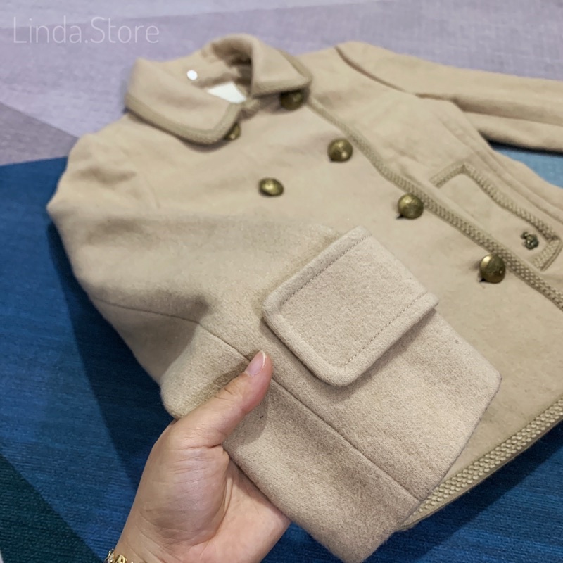 Áo dạ Tweet phong cách hoàng gia