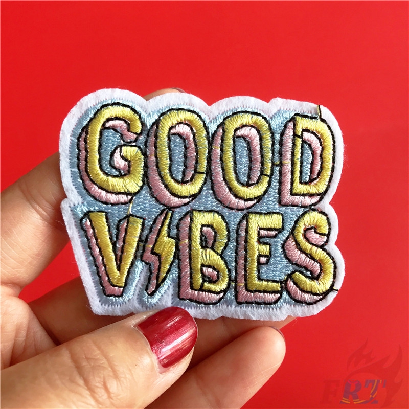Miếng dán ủi thêu in chữ Good Vibes độc đáo thích hợp dùng trang trí quần áo