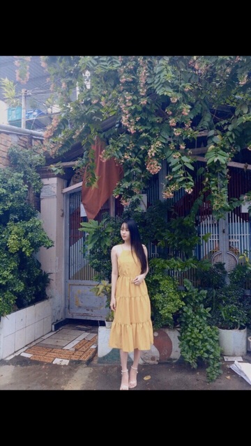 Đầm cổ yếm thắt nơ lưng siêu xinh
