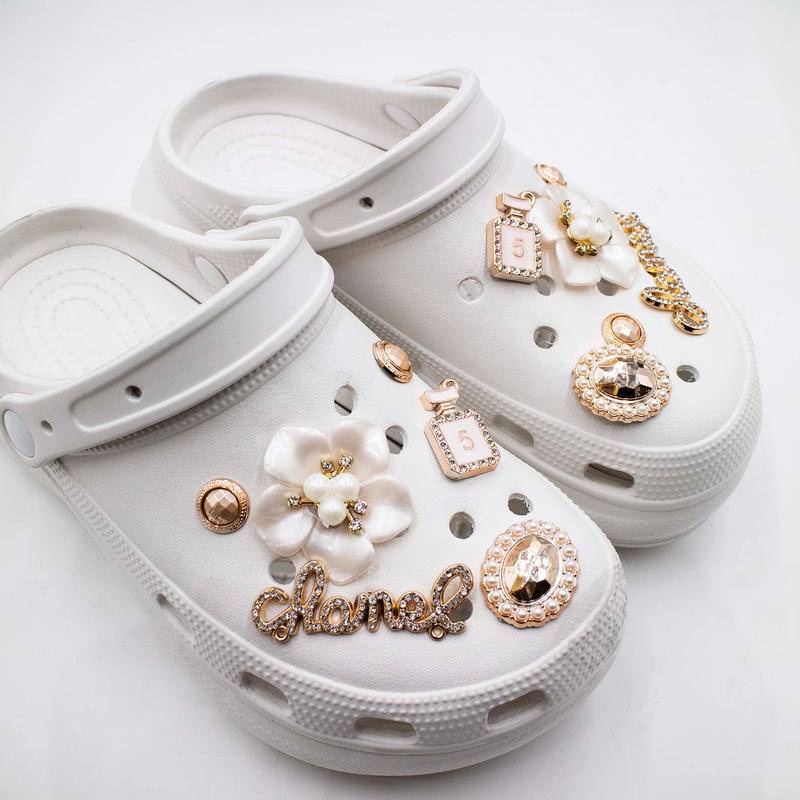 sticker dép crocsPhụ Kiện Ghim Trang Trí Giày croc Dễ Thương
