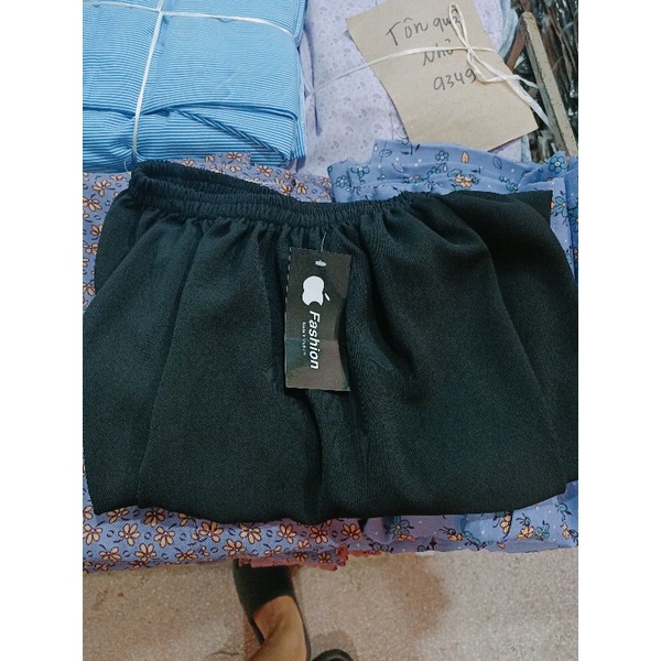 quần đen lửng nữ trung tuổi ống rộng