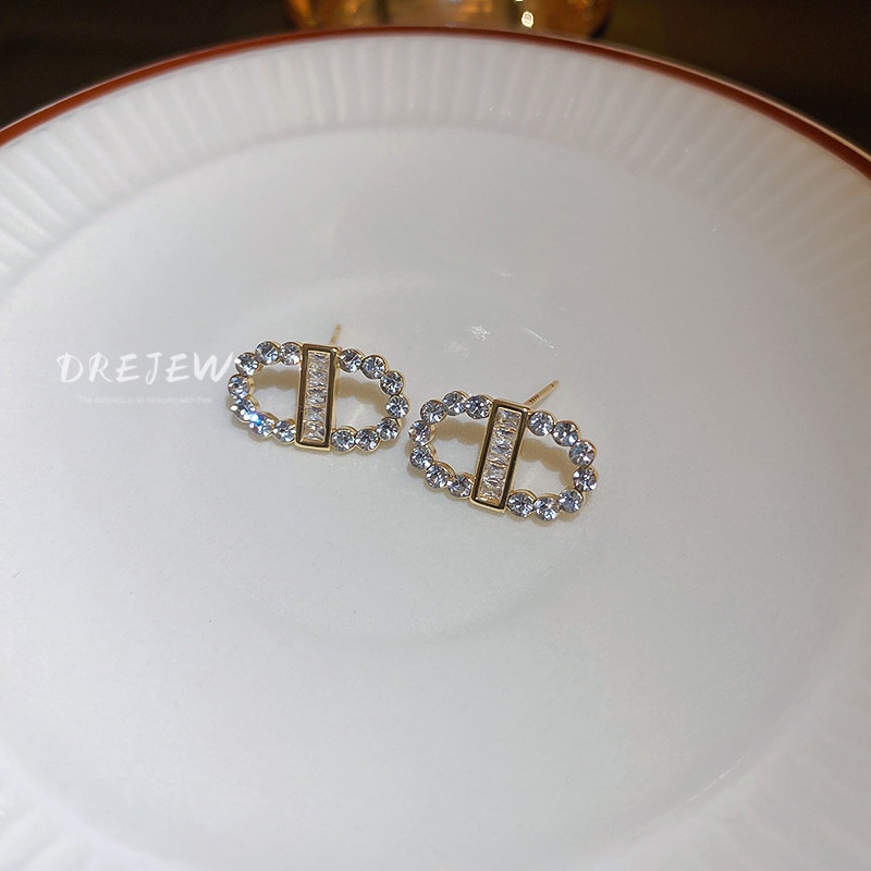 Khuyên tai DREJEW 2 mạ bạc đính đá zircon hình chữ đơn giản sang trọng phong cách Hàn Quốc