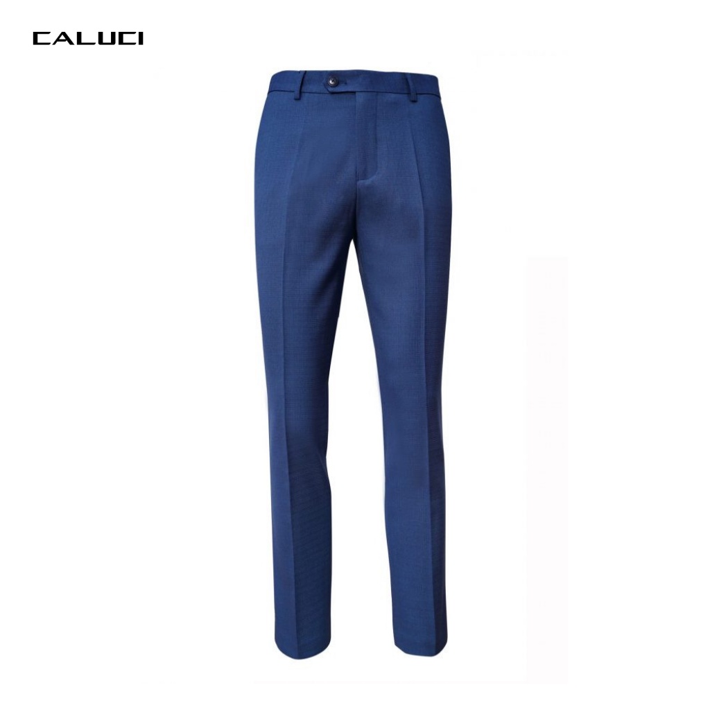 Quần âu nam CALUCI thiết kế dáng ôm vừa, chất liệu vải co giãn, đàn hồi tốt, hạn chế tối đa nhăn nhàu khi sử dụng CBTR14