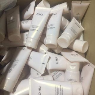Sữa rửa mặt ohui 80ml