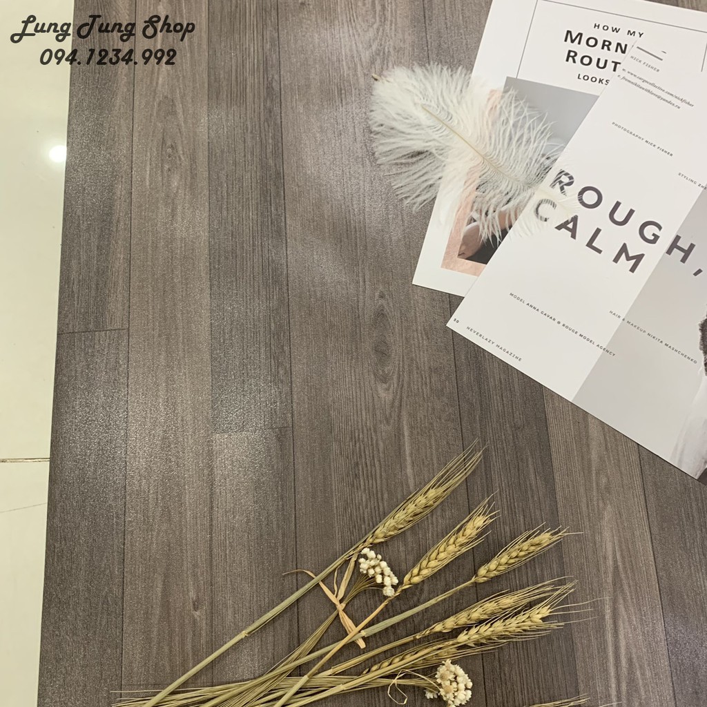 Thảm chụp hình ảnh sản phẩm - phông nền chụp hình ảnh vân gỗ xám đậm