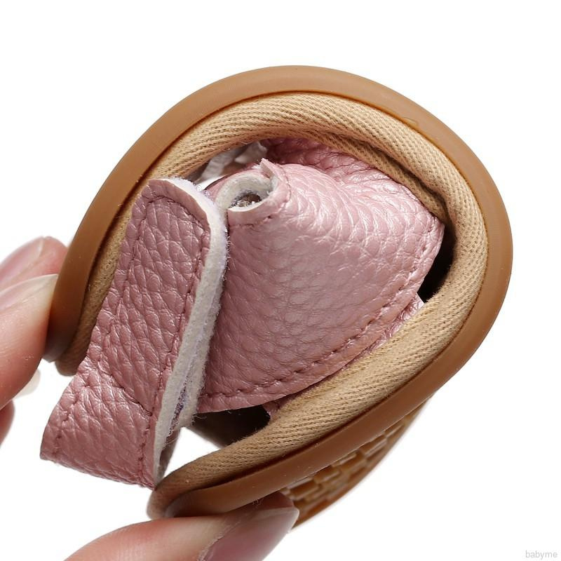 Giày Sandal Quai Chéo Đế Bằng Chống Trượt Cho Bé