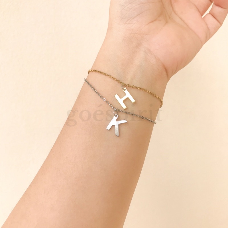 (Anti Karat) Vòng Đeo Tay Bảng Chữ Cái Alphabet / Chữ Cái Tiếng Anh