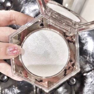 Phấn bắt sáng lục giác wodwod