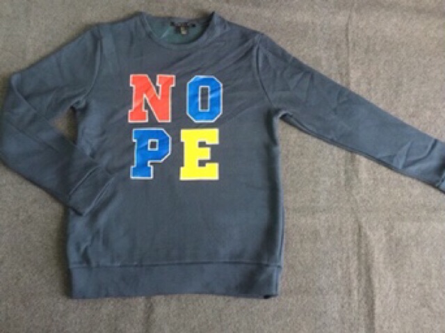 Áo nỉ chui đầu nam hiệu Forever21