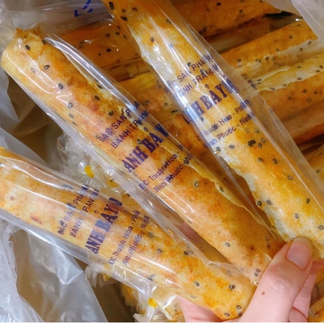 BÁNH TRÁNG NƯỚNG MẮM RUỐC CHÀ BÔNG CUỘN MÈ ĐEN