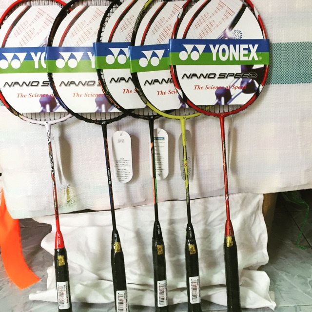 Vợt yonex căng cước sẵn tặng cầu lông + cuốn cán xịn
