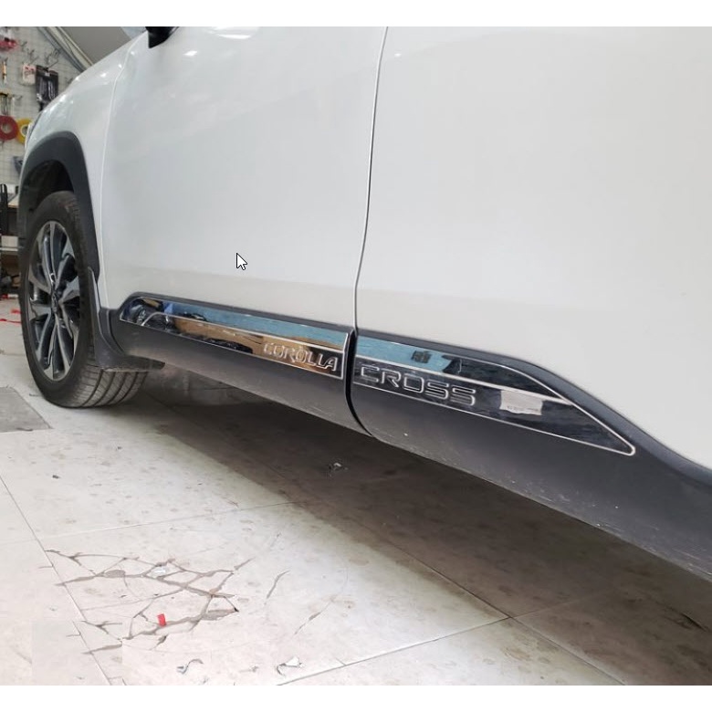 Nẹp sườn xe, nẹp hông xe Toyota Corolla Cross 2019-2024