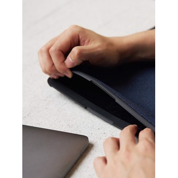 Túi Vải UNIQ Dfender LAPTOP (MAX 16 inch)