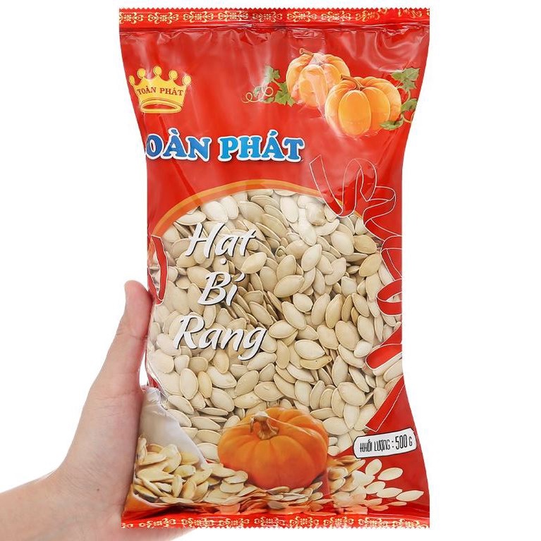 Hạt bí rang Toàn Phát 500g giòn ngon, thơm béo, kích thích vị giác.