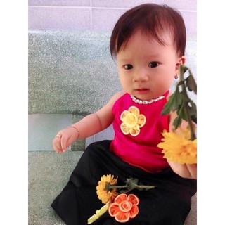 Yếm đào cho bé