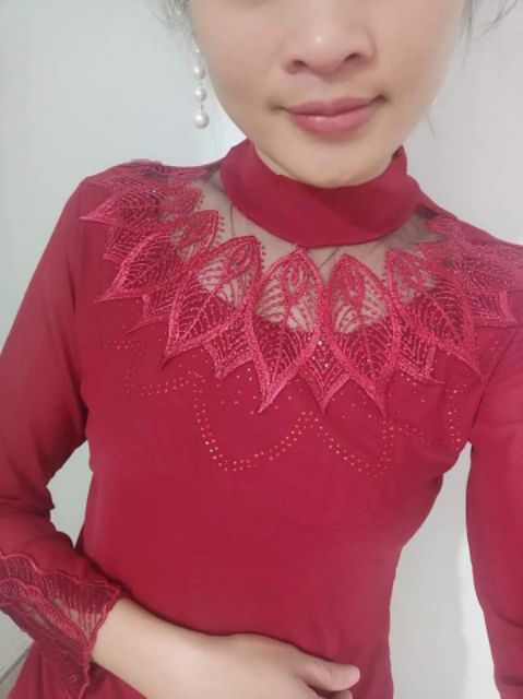 Áo ren thêu đá
