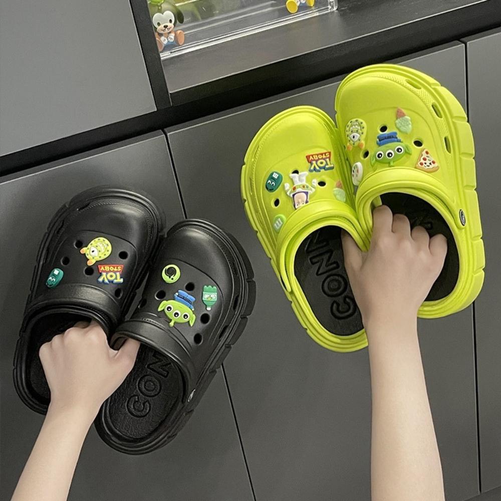 Dép Sục Cross ToyStory đế siêu nhẹ 6cm, dép bánh mì nam nữ đủ màu kèm Sticker siêu năng động