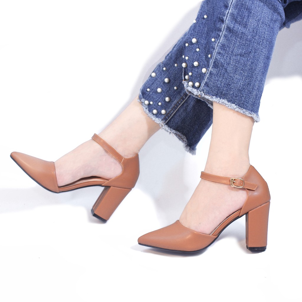 Giày Cao Gót 7cm Bít Mũi Quai Hậu 3992