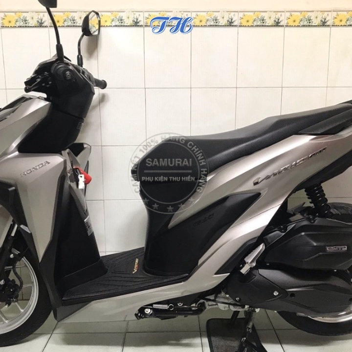 Combo 4 chai sơn samurai Y150* – Màu bạc pha lê - bạc gold gồm: uch210 - 3/124 - y150 - k1k -p800