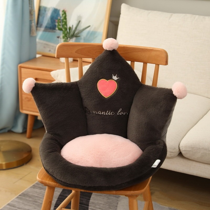 Đệm ghế dễ thương dày One Piece 3D Cosy Warm Pillow cho ghế văn phòng và ở nhà