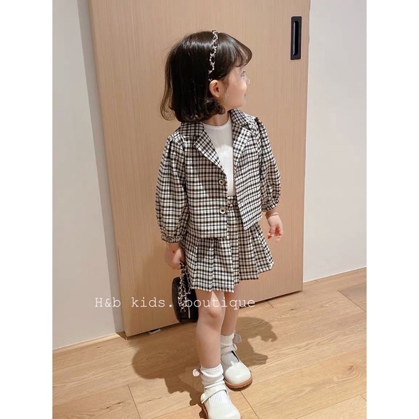 Set vest thô kẻ 3 chi tiết cho bé gái