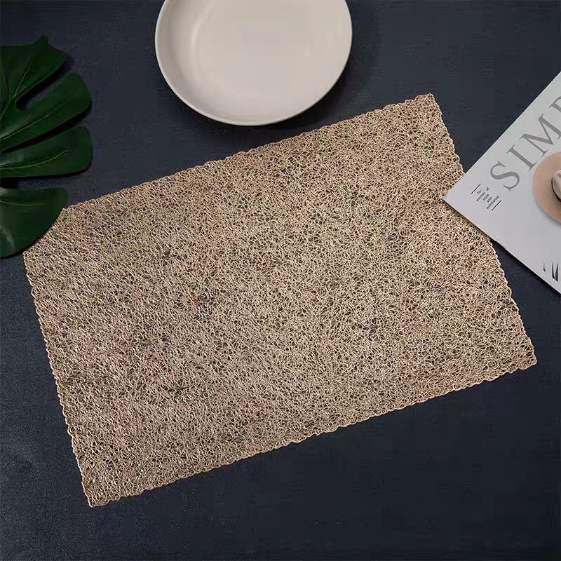 Tấm lót bàn ăn, lót lọ hoa,placemat, nhựa dẻo màu bạc và vàng, lót hình chư nhật, kích thươc 45x32cm, xinh, rẻ, tiện lợi