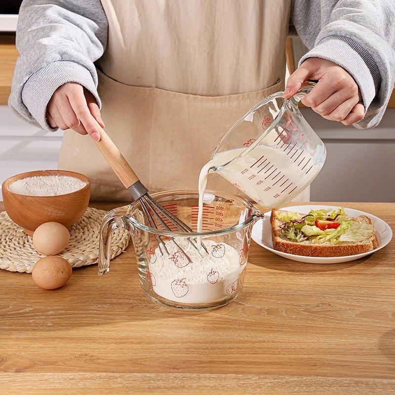 Ca trộn bột làm bánh thuỷ tinh có vạch đong tiện lợi 1L