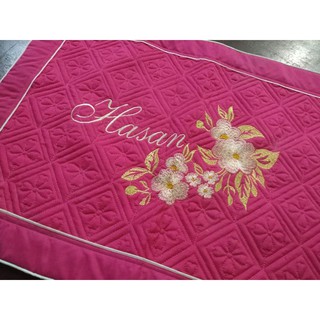 Vỏ gối satin thêu