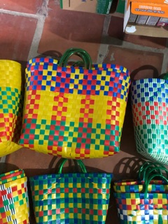 Giỏ Nhựa Đan