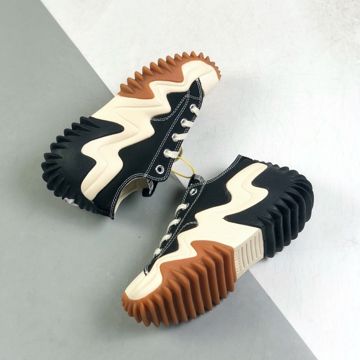 Giày Thể Thao Converse Vải canvas Tăng Chiều Cao Họa Tiết Nhân Vật Nổi Tiếng