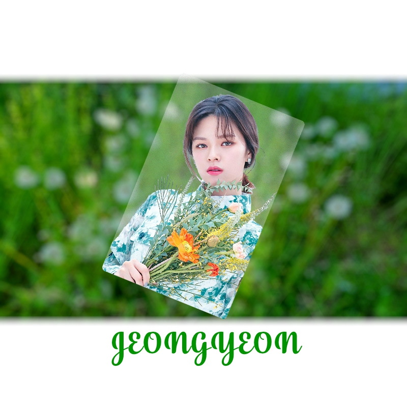 Ảnh thẻ nền trong suốt in hình nhóm nhạc TWICE