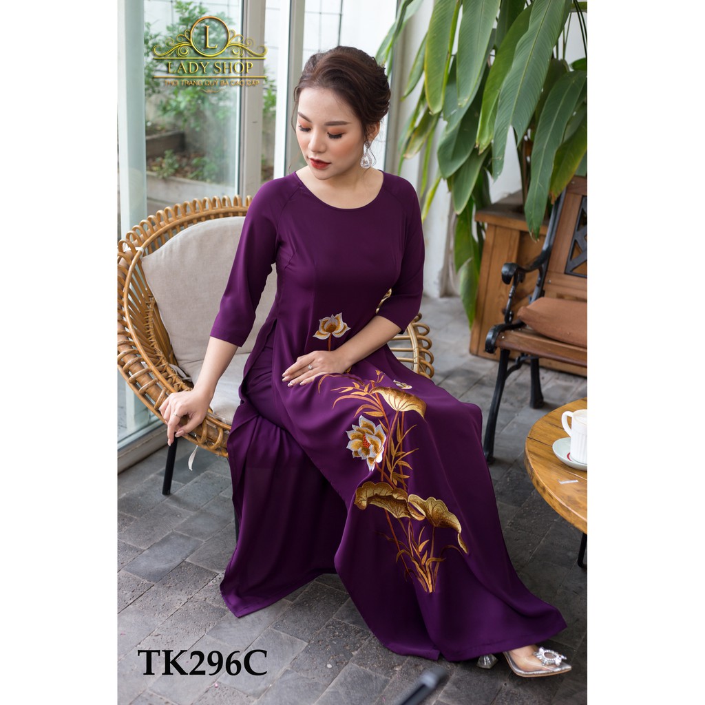 Áo dài trung niên thời trang quý bà cao cấp Ladyshop thêu hoa sen TK296