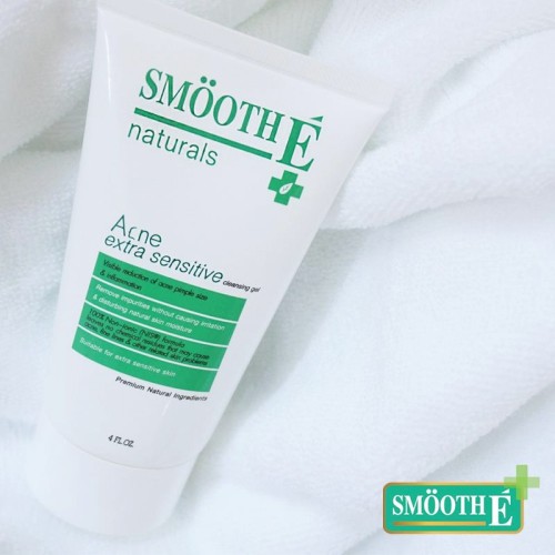 Sữa rửa mặt Smooth-É Acne Extra Sensitive ngừa mụn 120ml