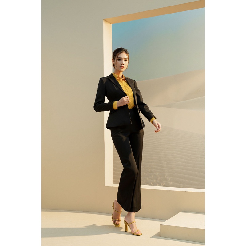 Áo vest xếp ly trang trí cửa tay LEIKA