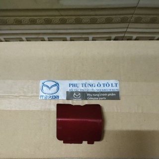 Nắp móc kéo ( Nắp móc cứu hộ ) badosoc sau lái Mazda 6 2013-2020 màu đỏ 41g