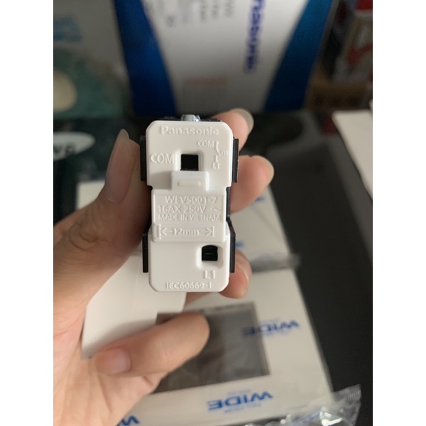 HẠT CÔNG TẮC TO PANASONIC
