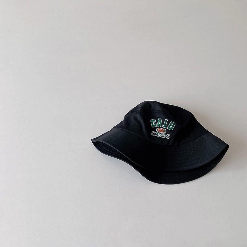 Mũ Vành đơn màu thêu chữ Galo cá tính cho bé