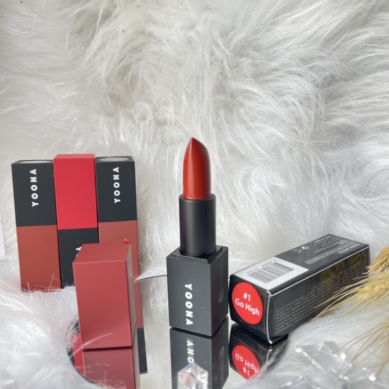 Son Yoona Matte Lip chất son mịn lì, lâu trôi