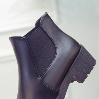 Boot chelsea form basic cực đẹp
