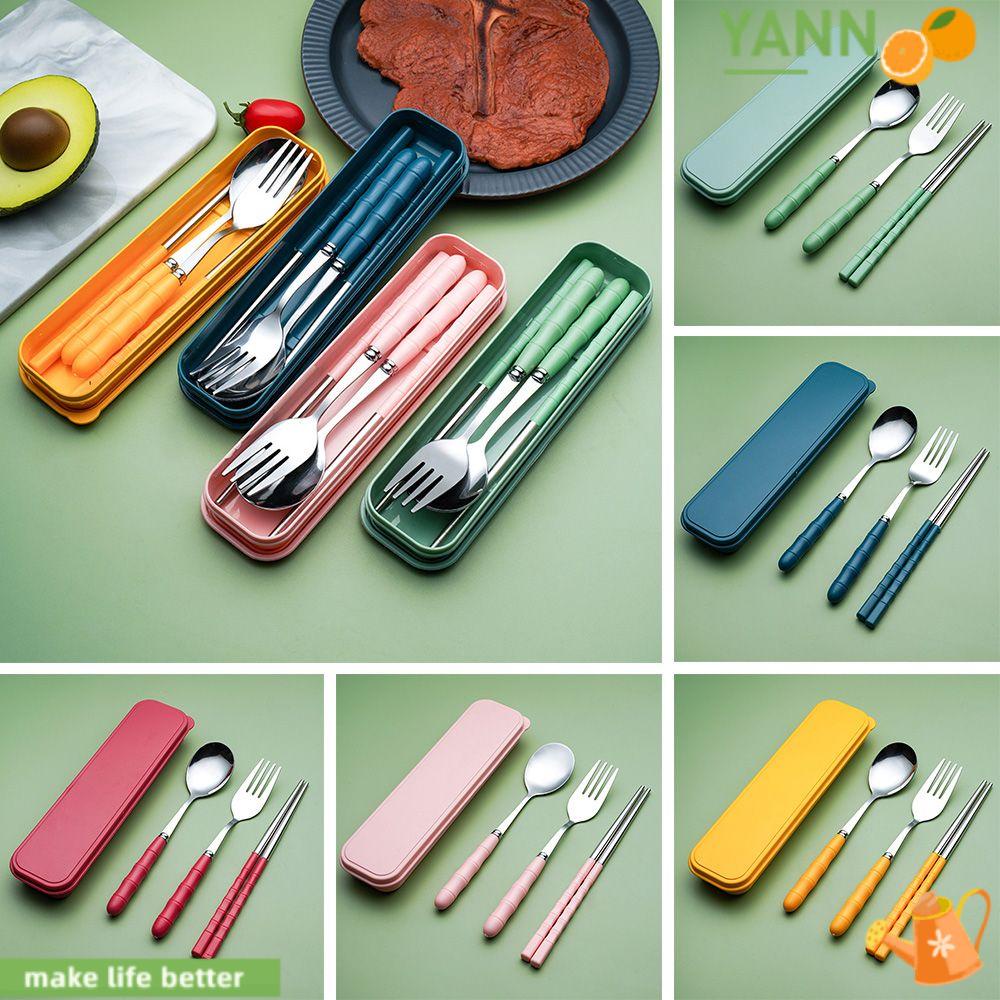 Bộ 3 Món Đũa Muỗng Nĩa Di Động Kèm Hộp Đựng