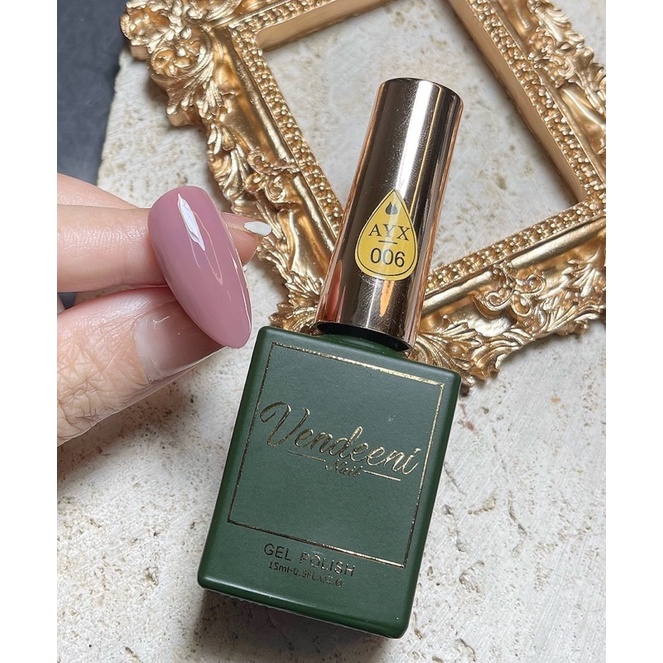 Sơn gel màu độc