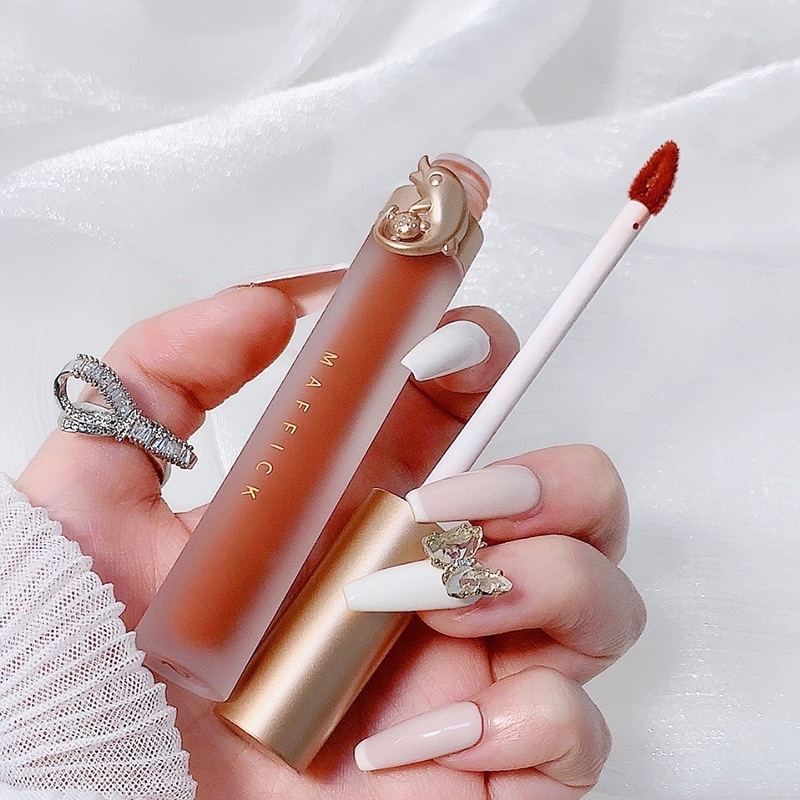 Son Kem Cá Heo MAFFICK Dolphin's Love Velvet Lip Glaze - Nội Địa Trung Chính Hãng