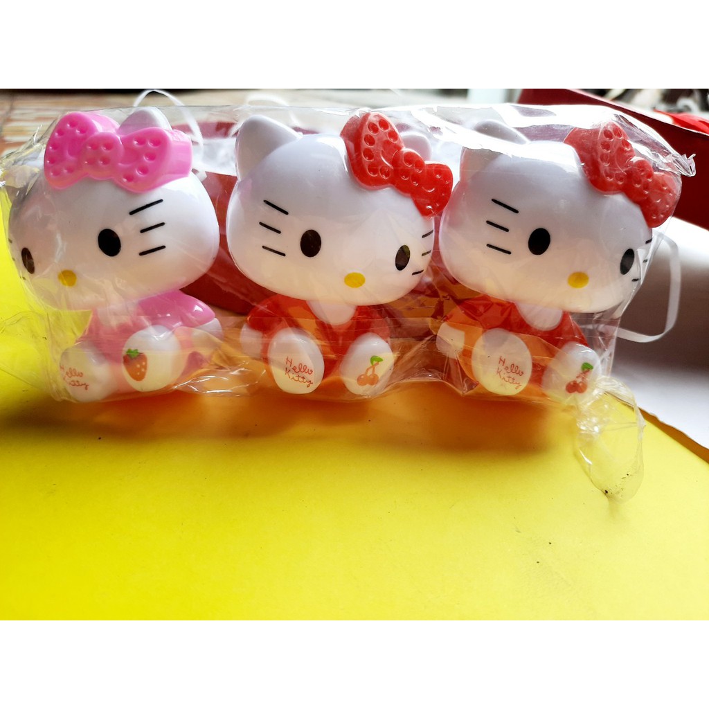 Mèo HELLO KITTY trang trí bánh kem, bánh sinh nhật cho bé gái