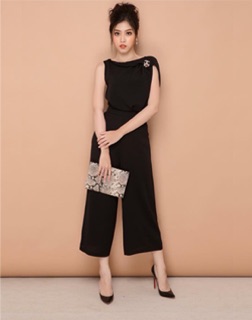 Jum lửng kèm tag cổ đổ