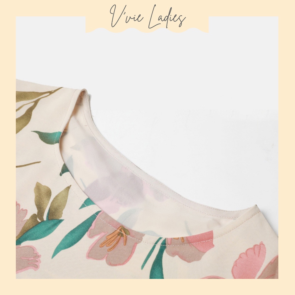 Đồ bộ trung niên nữ cho mẹ, Hàng Quảng Châu cao cấp, Bộ voan tay ngắn quần lửng hoa kem V'vie Ladies #B12