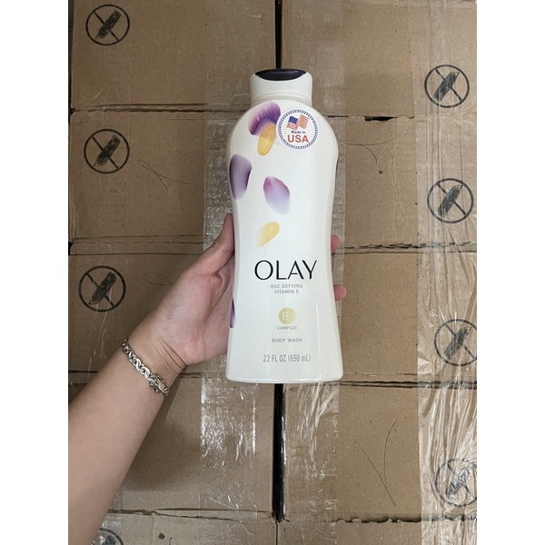 Sữa tắm Olay Mỹ màu tím chống lão hoá ( mẫu mới )